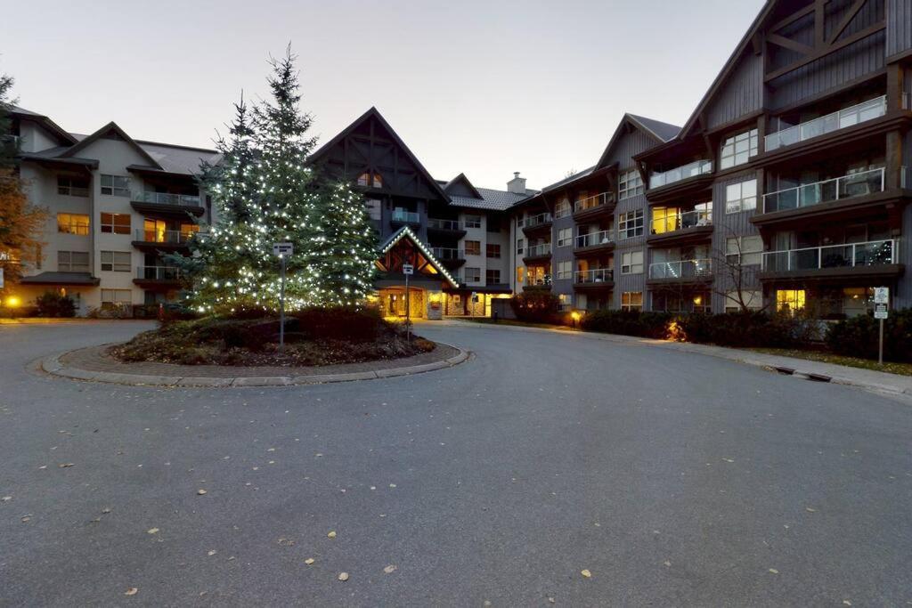 Aspens By Wb Vacation Rentals ウィスラー エクステリア 写真