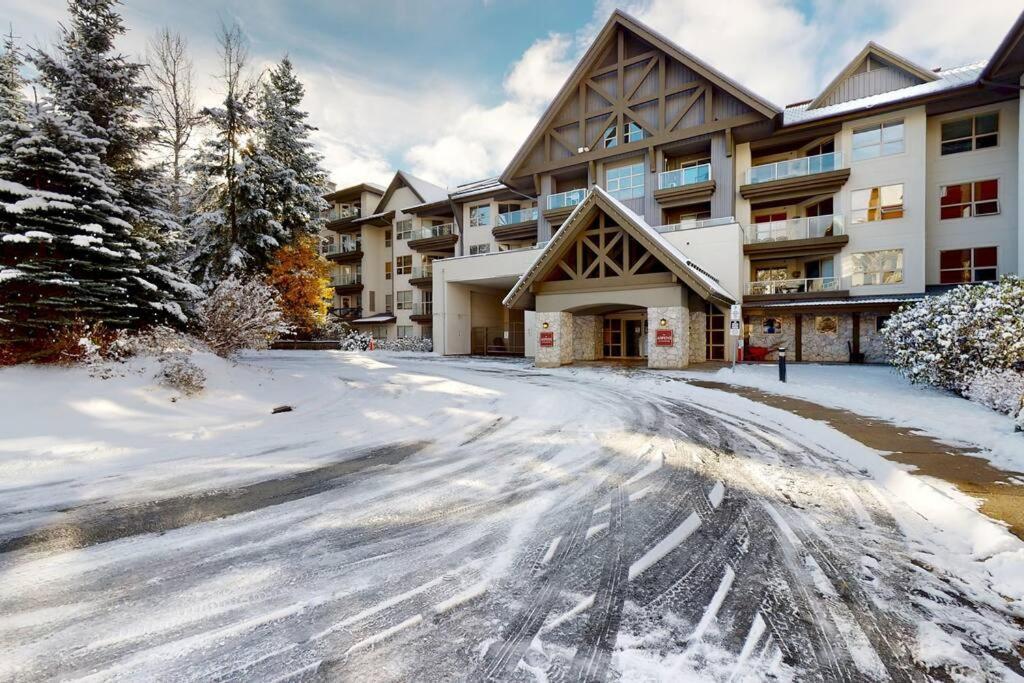 Aspens By Wb Vacation Rentals ウィスラー エクステリア 写真