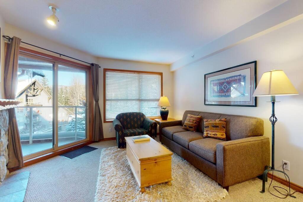 Aspens By Wb Vacation Rentals ウィスラー エクステリア 写真